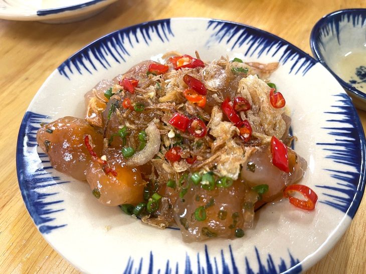 Bánh quai vạc Phan Thiết dai dai càng nhai càng ghiền - Ảnh 1. Bánh quai vạc Phan Thiết dai dai càng nhai càng ghiền - Ảnh 1.